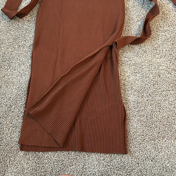 Bodycon knit belted Winter Dress NWT - Picture 8 of 11